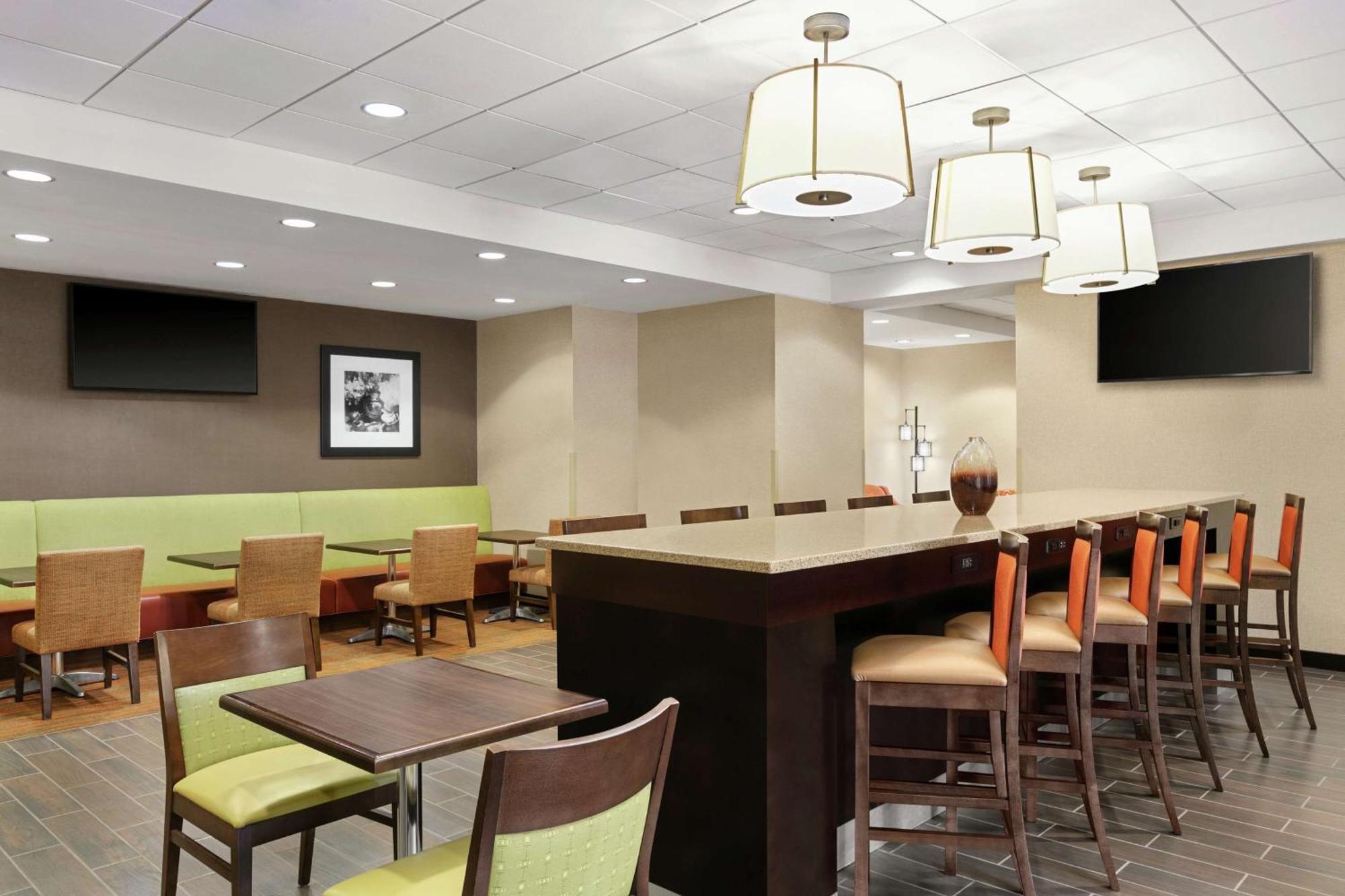Hampton Inn Washington-Dulles International Airport South Chantilly Exteriör bild